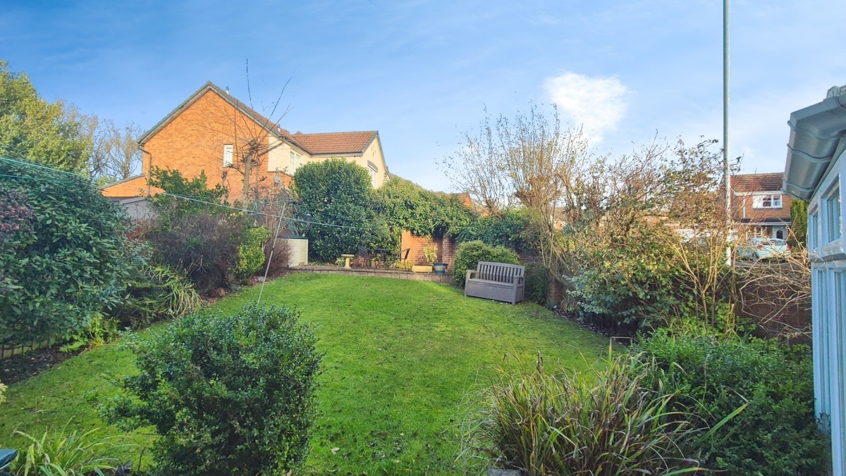 Brisbane Way, Cannock