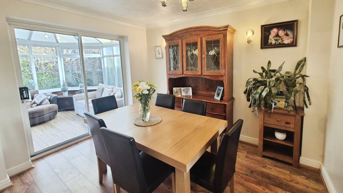 Brisbane Way, Cannock