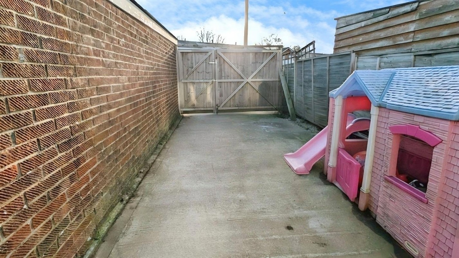 Blaisdon, Yate, Bristol, BS37 8TW