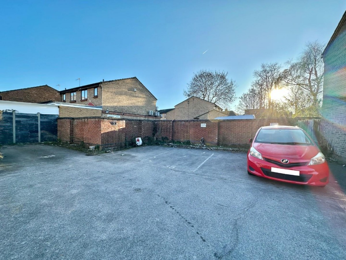 Clivesdale Drive, Hayes