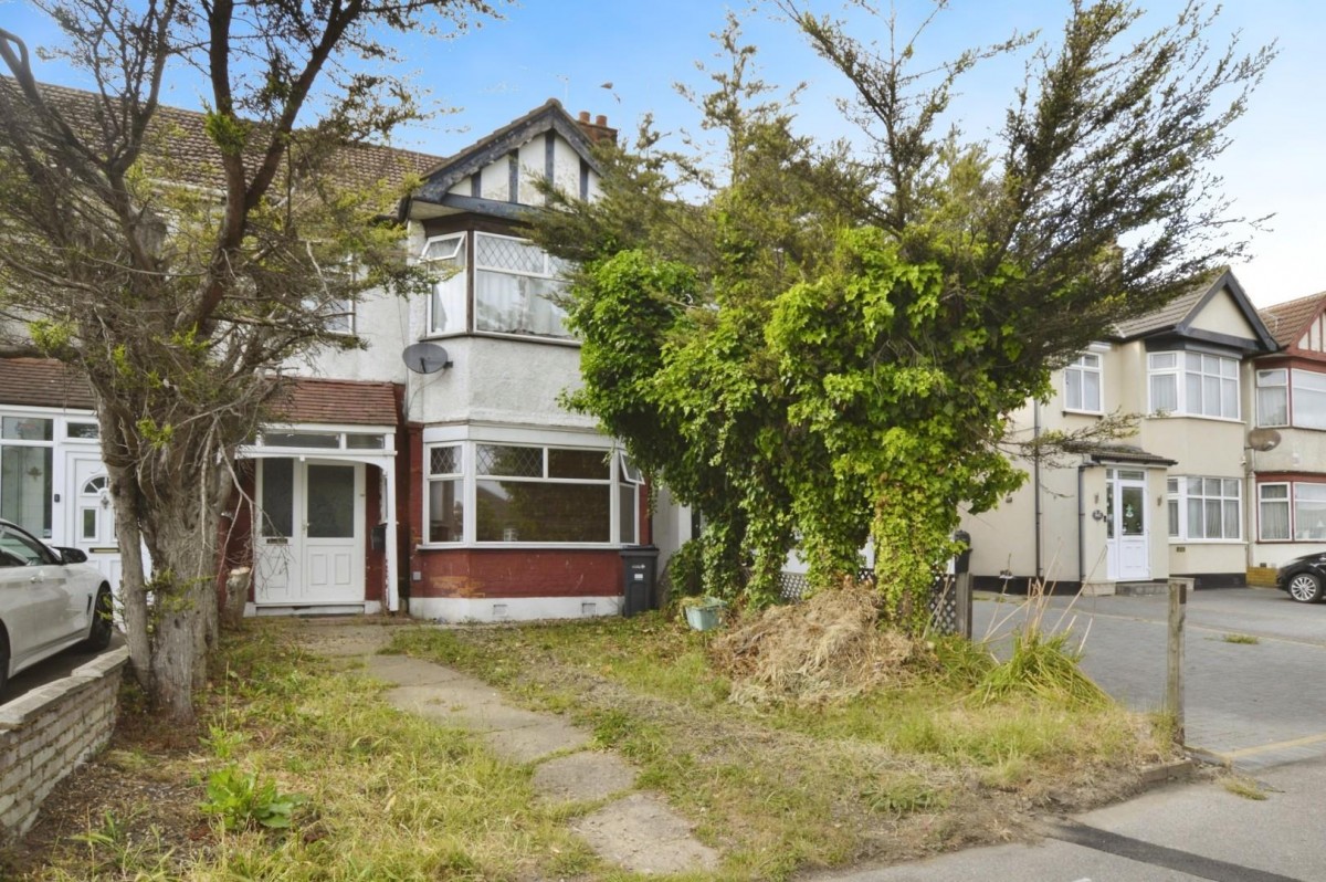 Eastern Avenue, Ilford