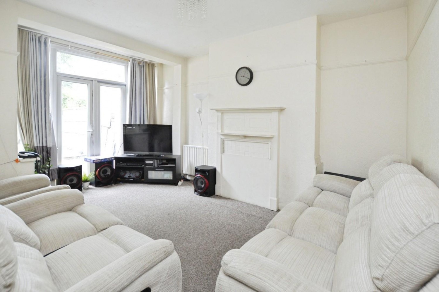 Eastern Avenue, Ilford