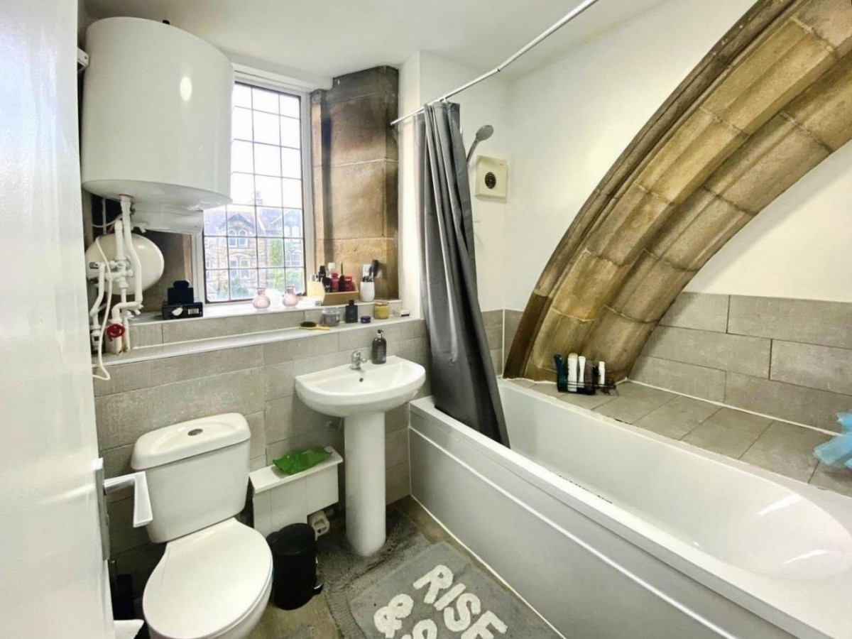 Franklin Square, Harrogate