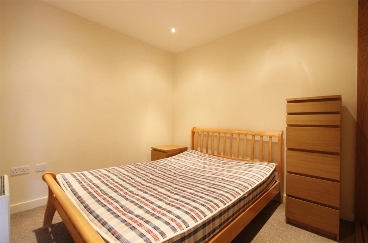 St. Georges Walk, Sheffield, S3 7AP