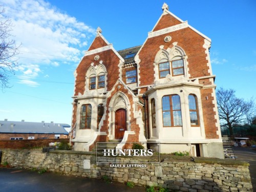 57 Ferrybridge Road, Castleford