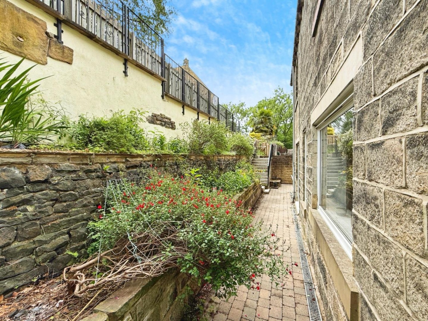 Town Street, Rodley, Leeds