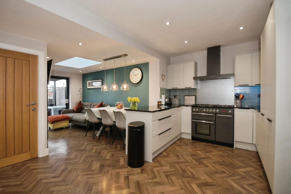 Rayleigh Avenue, Brimington, Chesterfield, S43 1JR