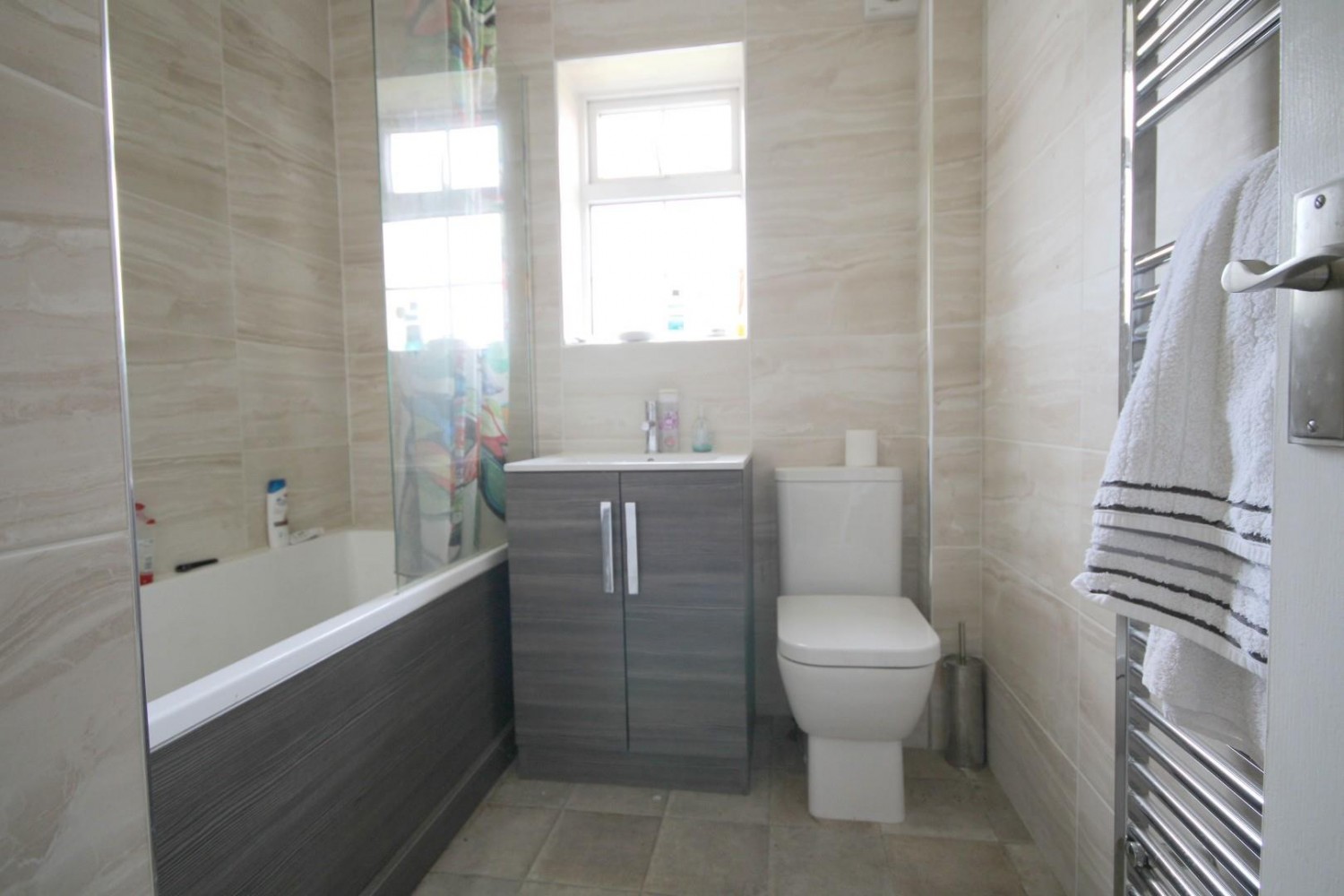 Woodlands Road, Harrogate, HG2 7AY