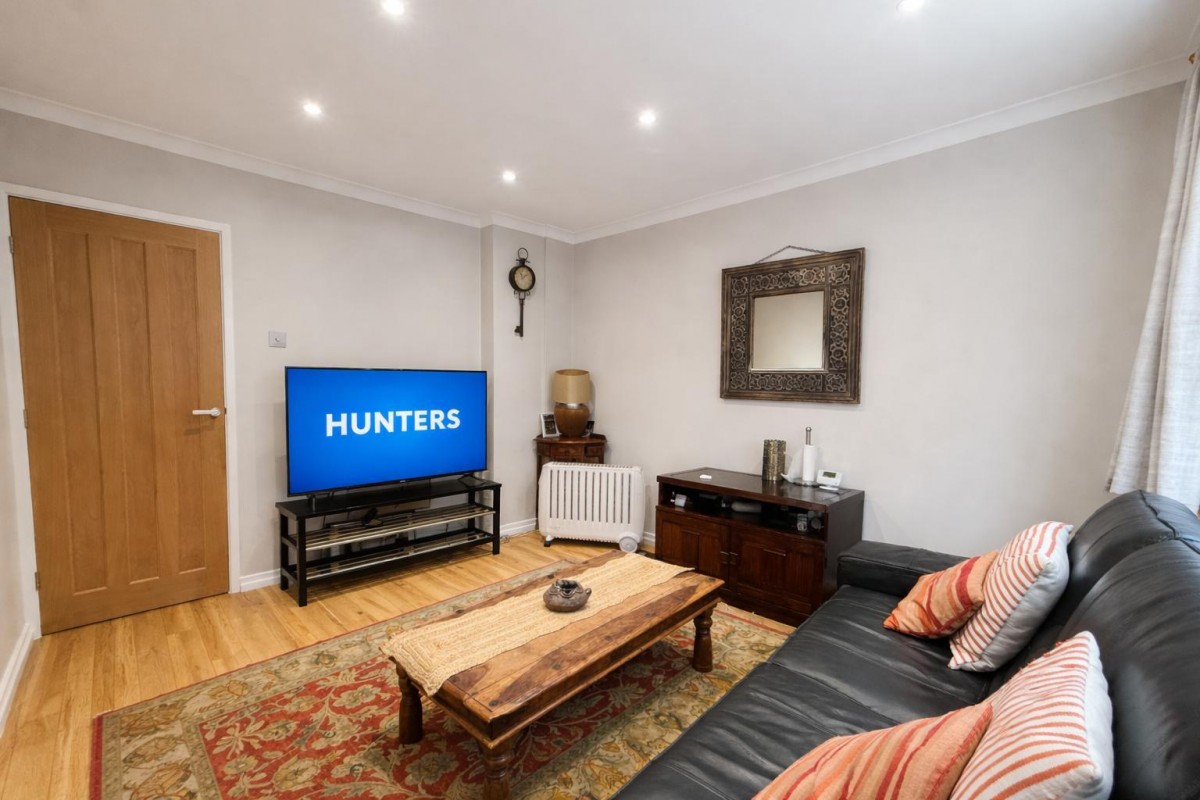 Cleveland Gardens, Worcester Park