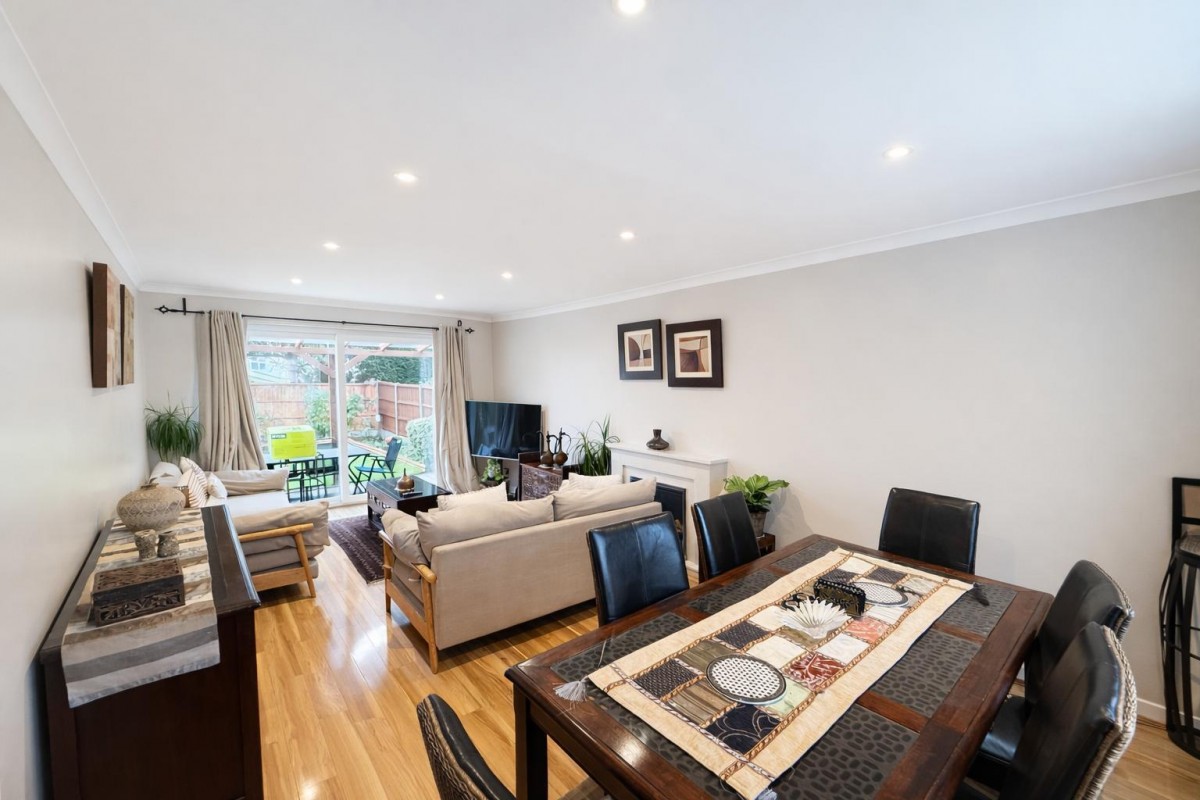 Cleveland Gardens, Worcester Park