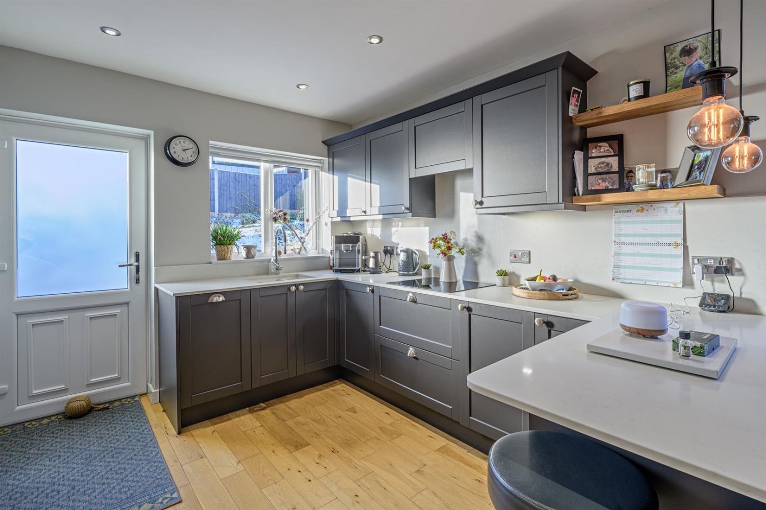 Barnett Close, Kingswinford, DY6 9PW