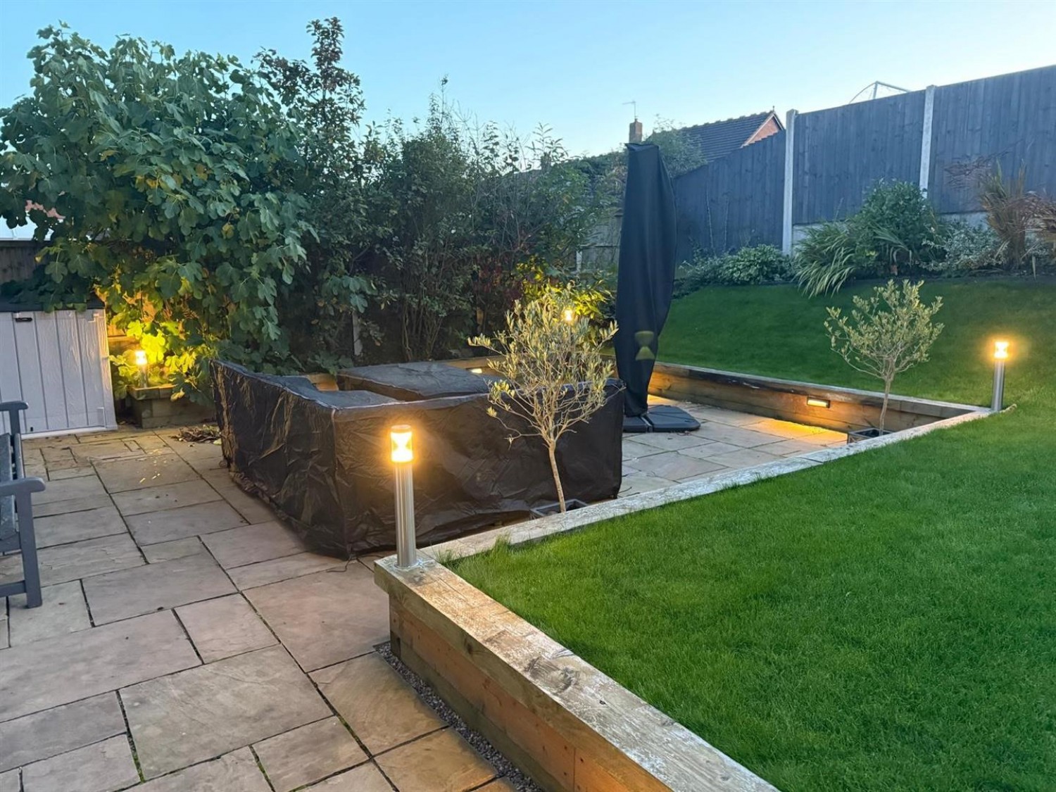 Barnett Close, Kingswinford, DY6 9PW