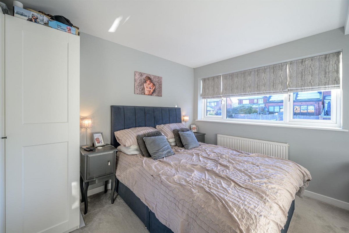 Barnett Close, Kingswinford, DY6 9PW