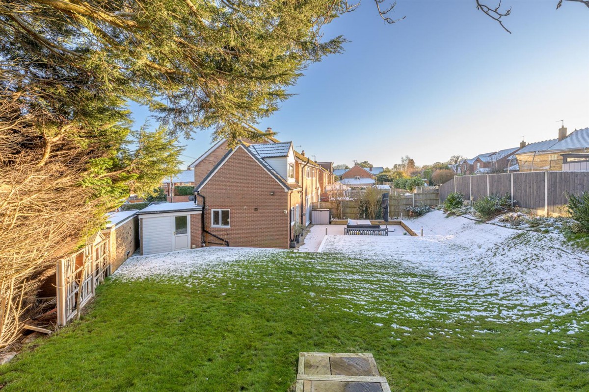 Barnett Close, Kingswinford, DY6 9PW