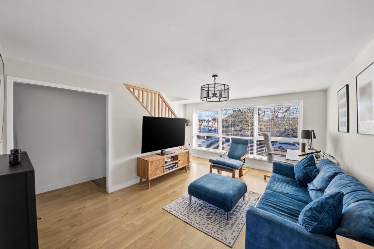 Forris Avenue, Hayes