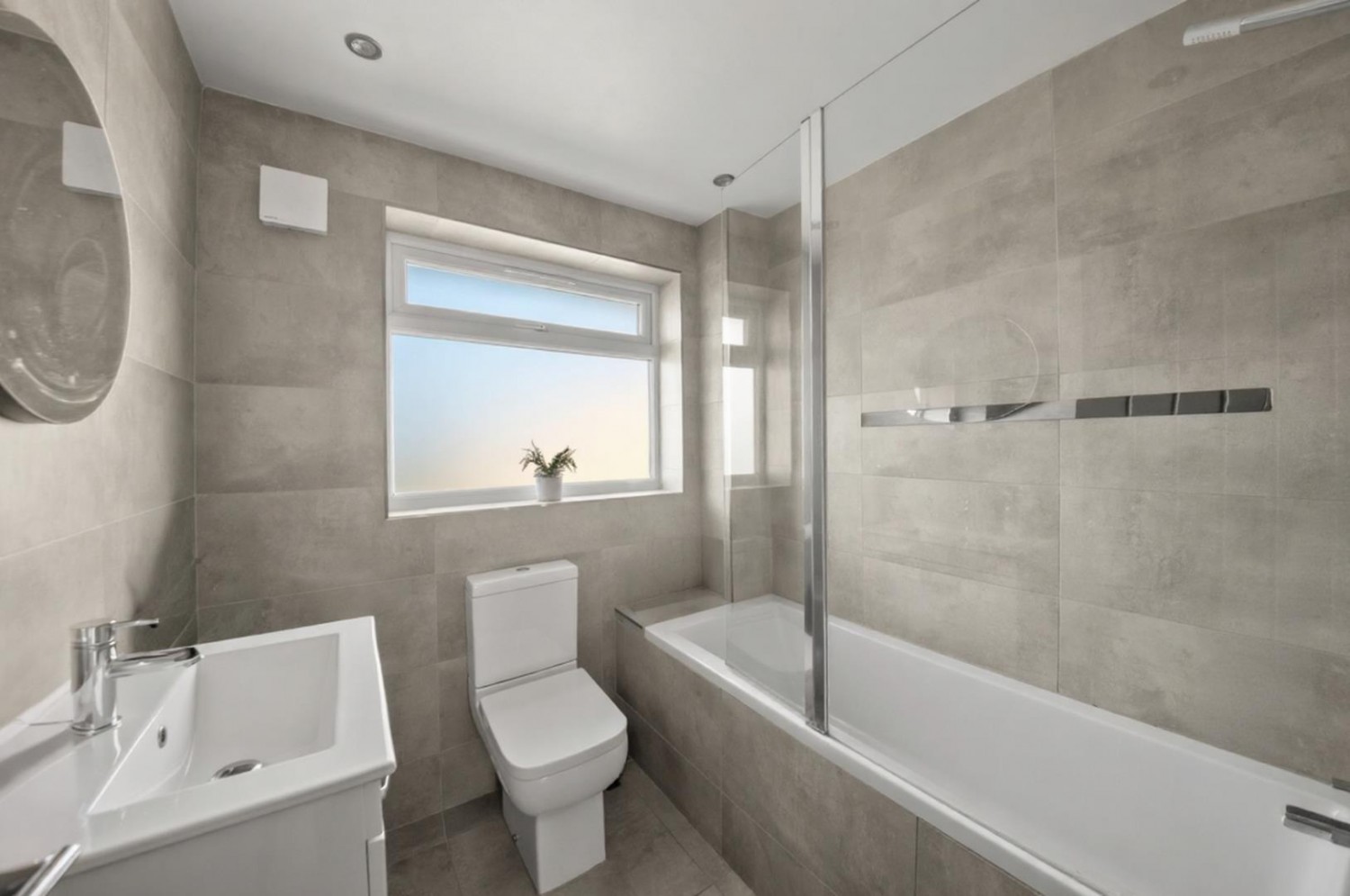 Forris Avenue, Hayes