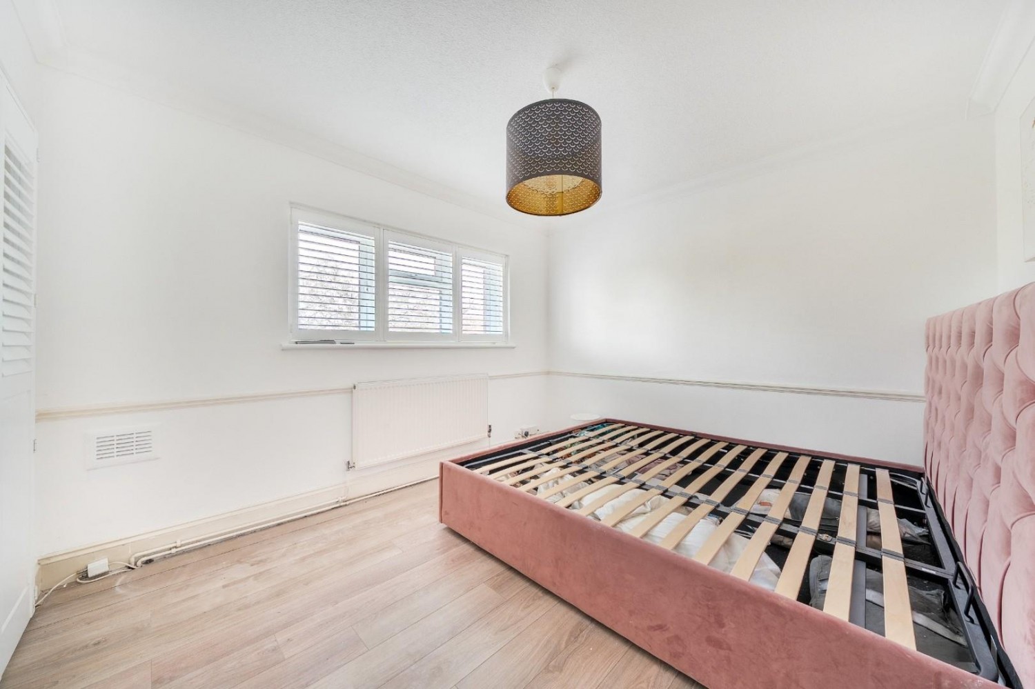 Paston Crescent, London, SE12 9DZ