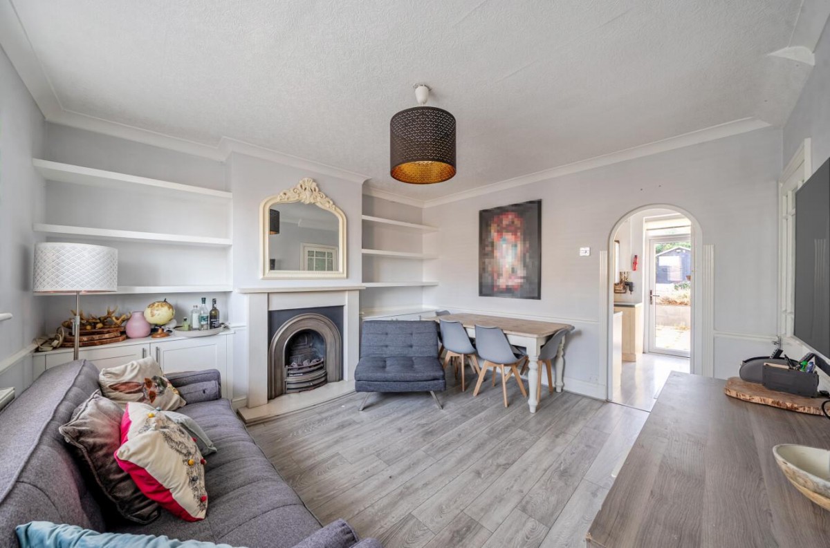 Paston Crescent, London, SE12 9DZ