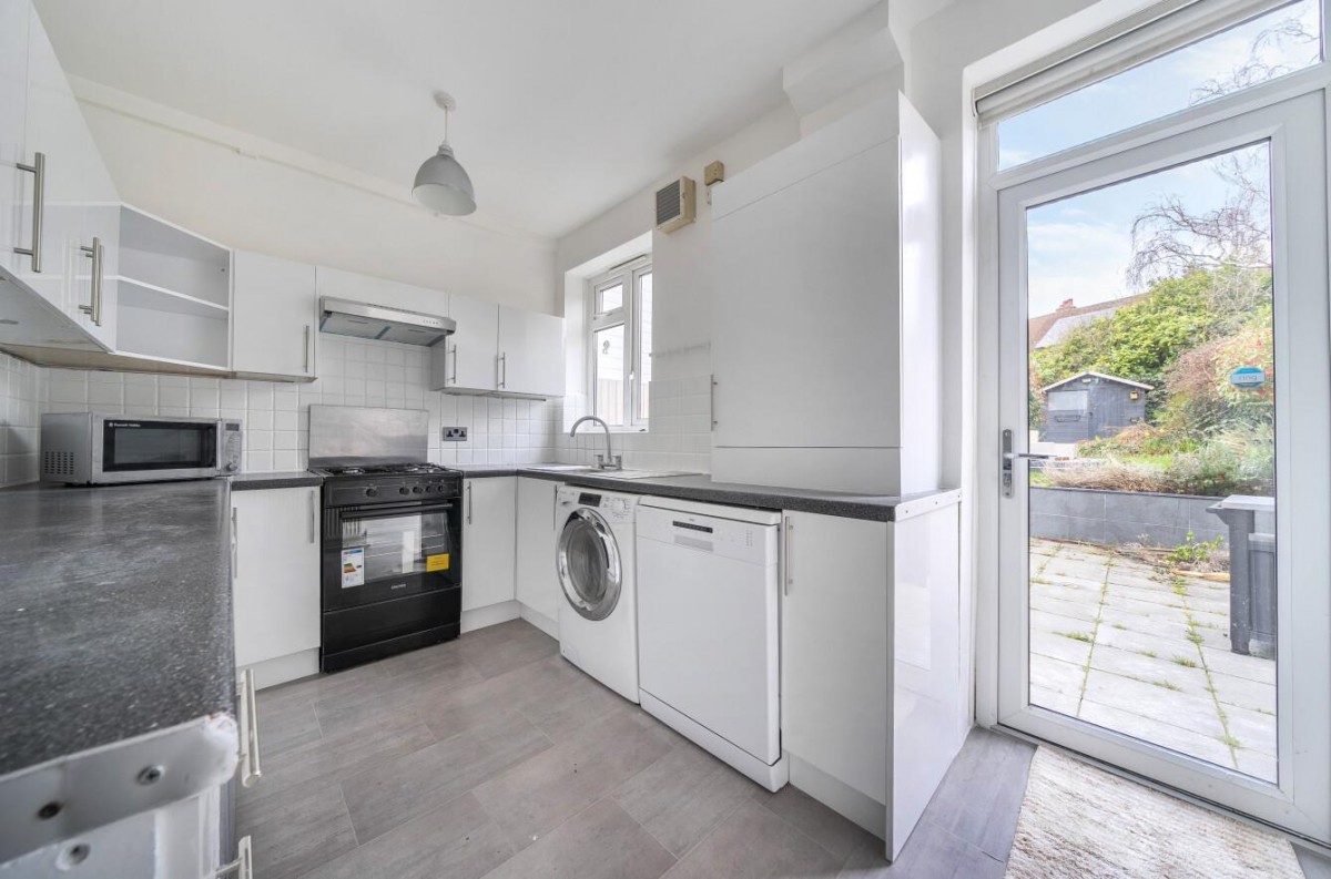 Paston Crescent, London, SE12 9DZ