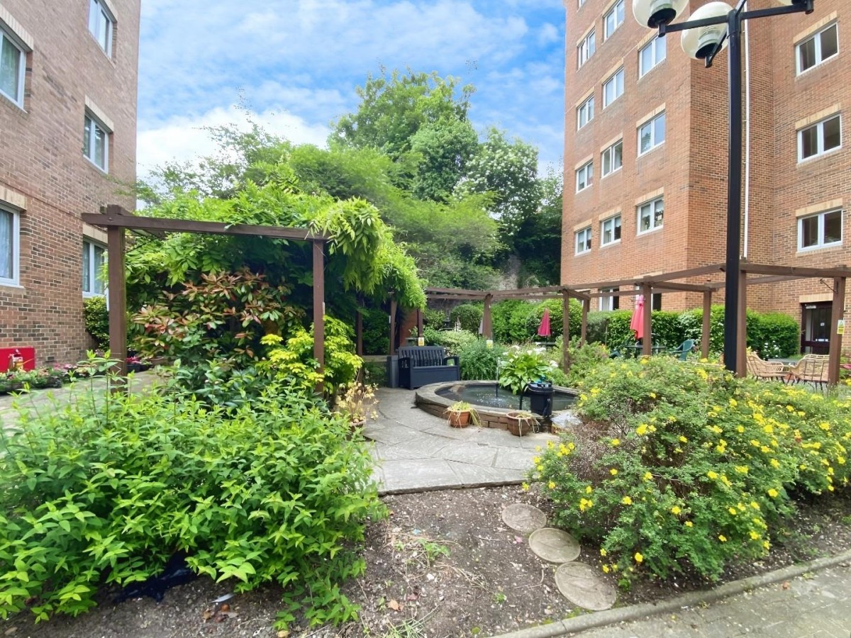 High Street, Chatham