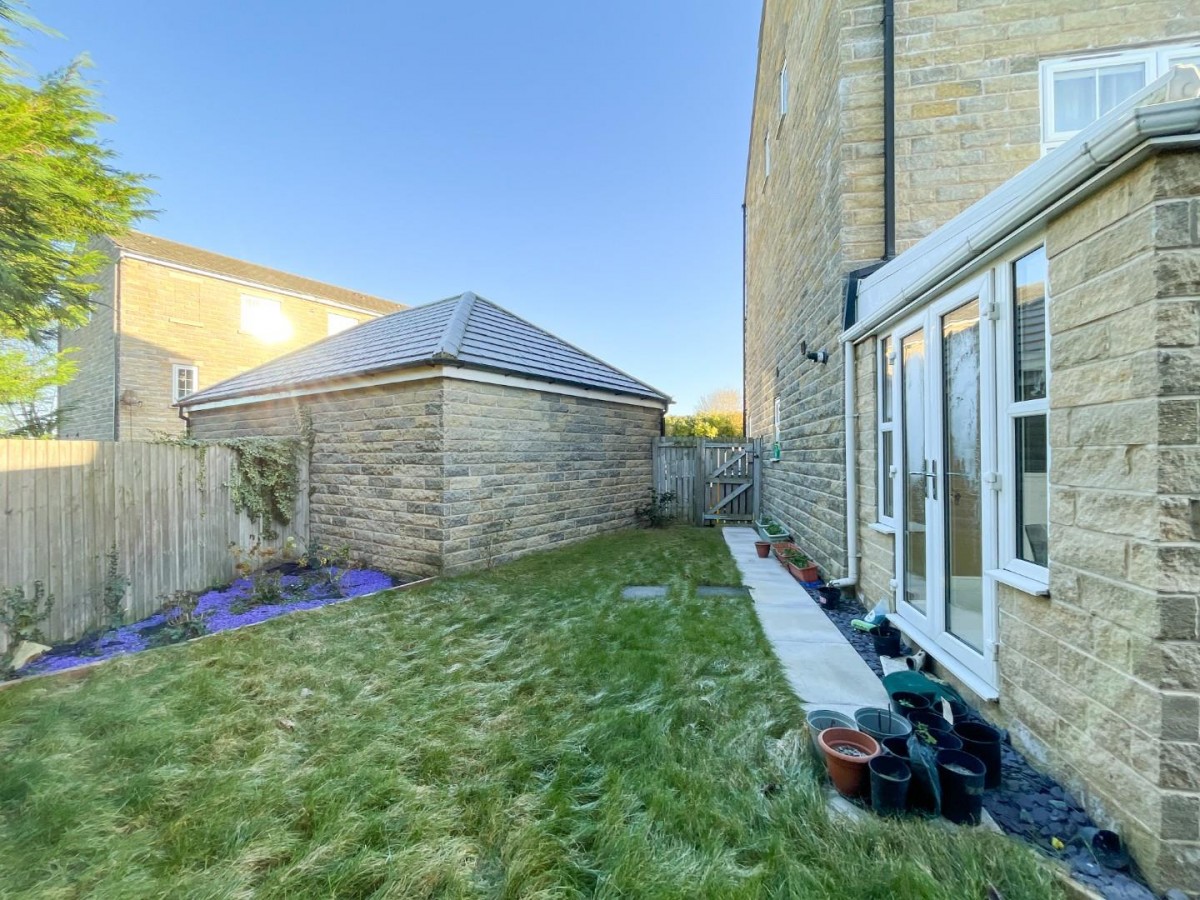 Highfield Chase, Dewsbury