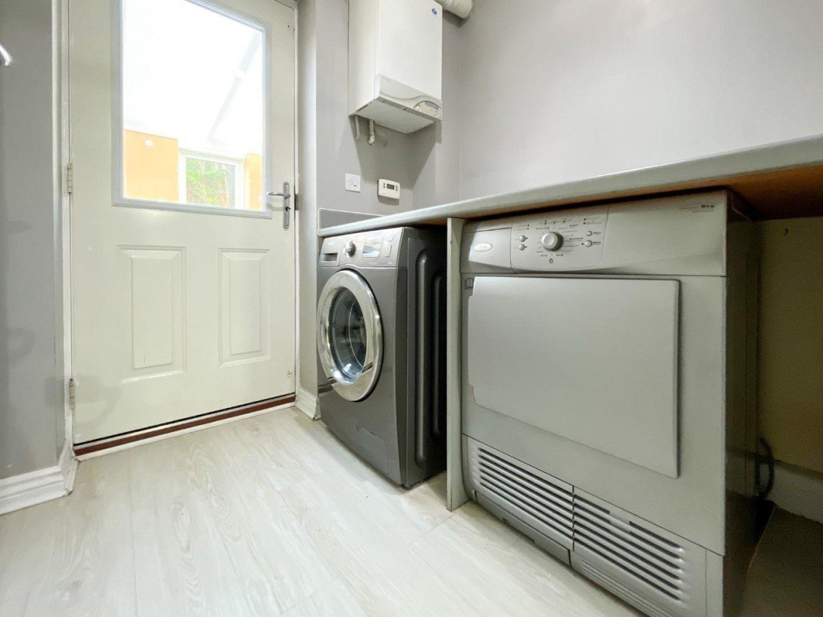 Highfield Chase, Dewsbury