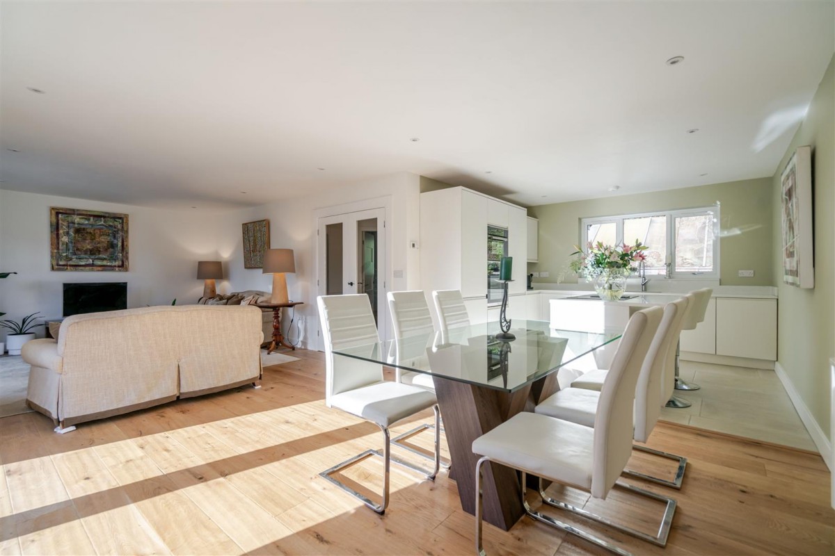 Flasby Garth, Flasby