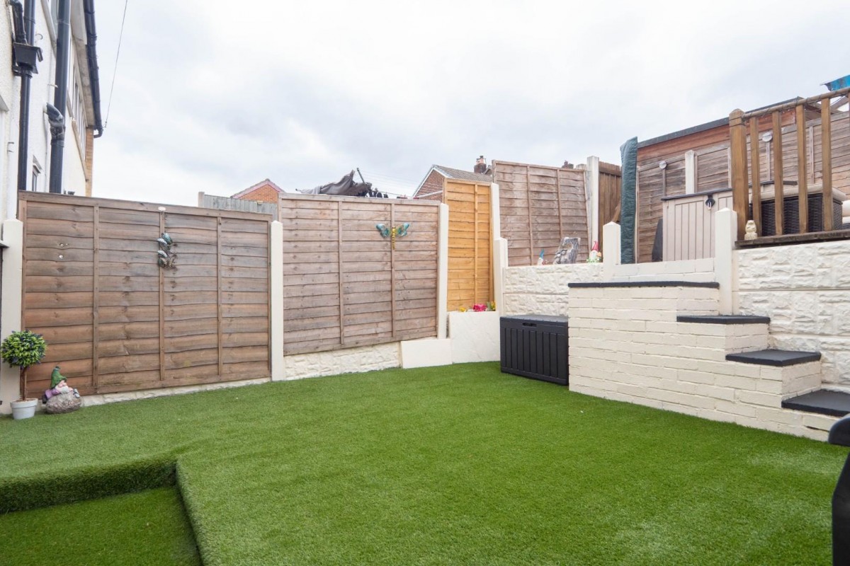 Somerdale Close, Bramley, LS13 4RZ