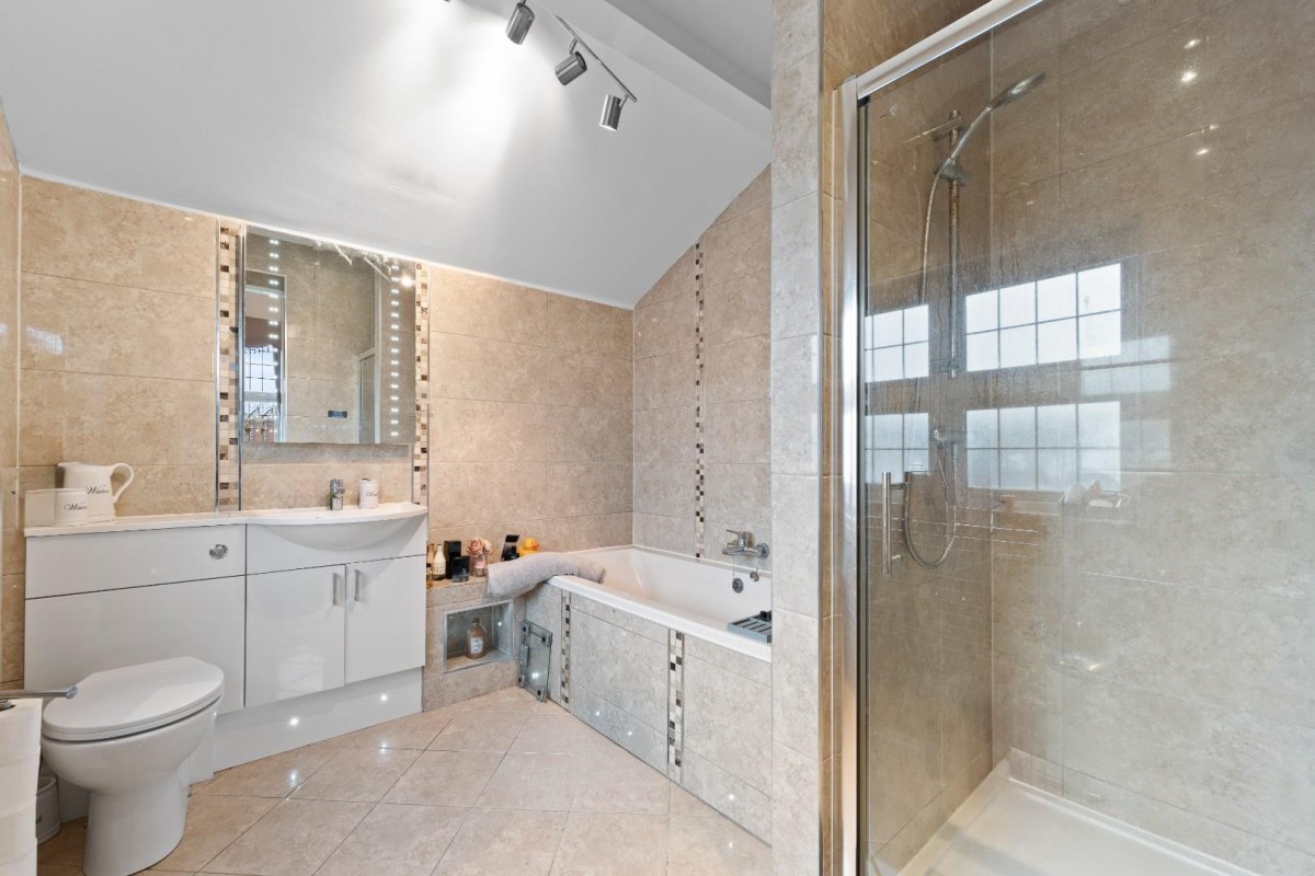 Station Road, Brimington, Chesterfield, S43 1LJ