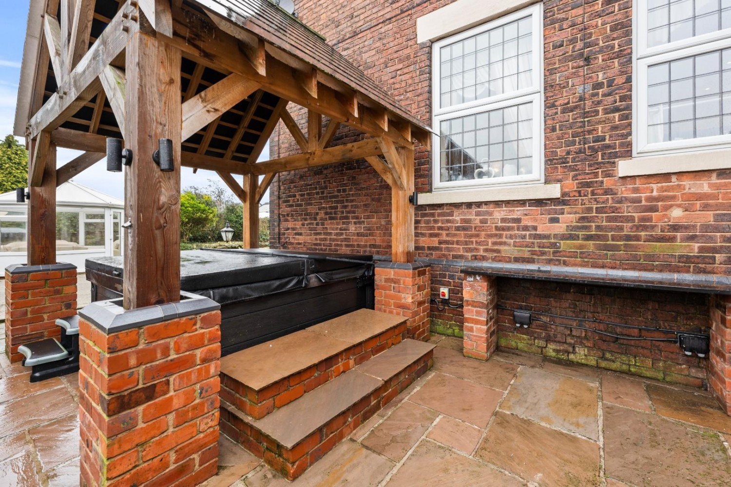 Station Road, Brimington, Chesterfield, S43 1LJ