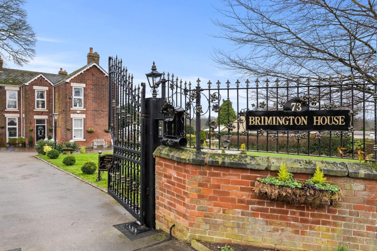 Station Road, Brimington, Chesterfield, S43 1LJ