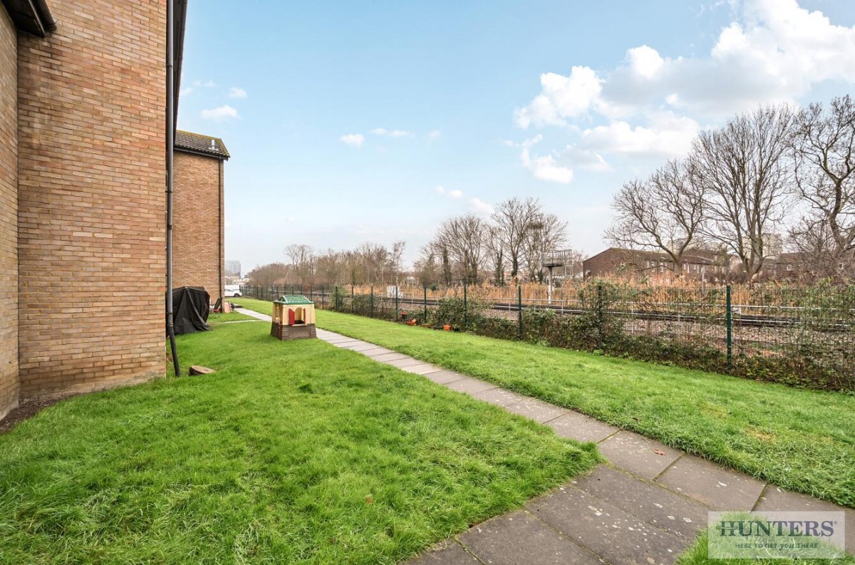 Halifield Drive, Priory Gardens, Belvedere