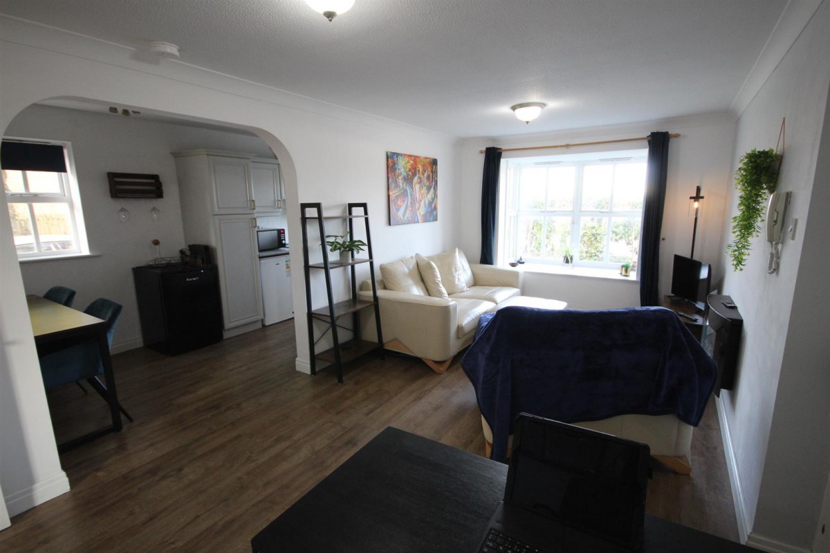 Walton Chase, Thorp Arch, Wetherby, West Yorkshire