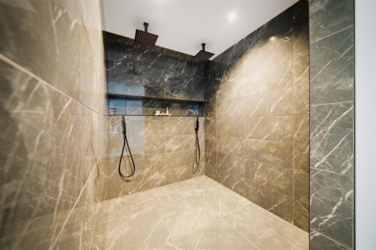 The Woodlands Estate, Cheddar