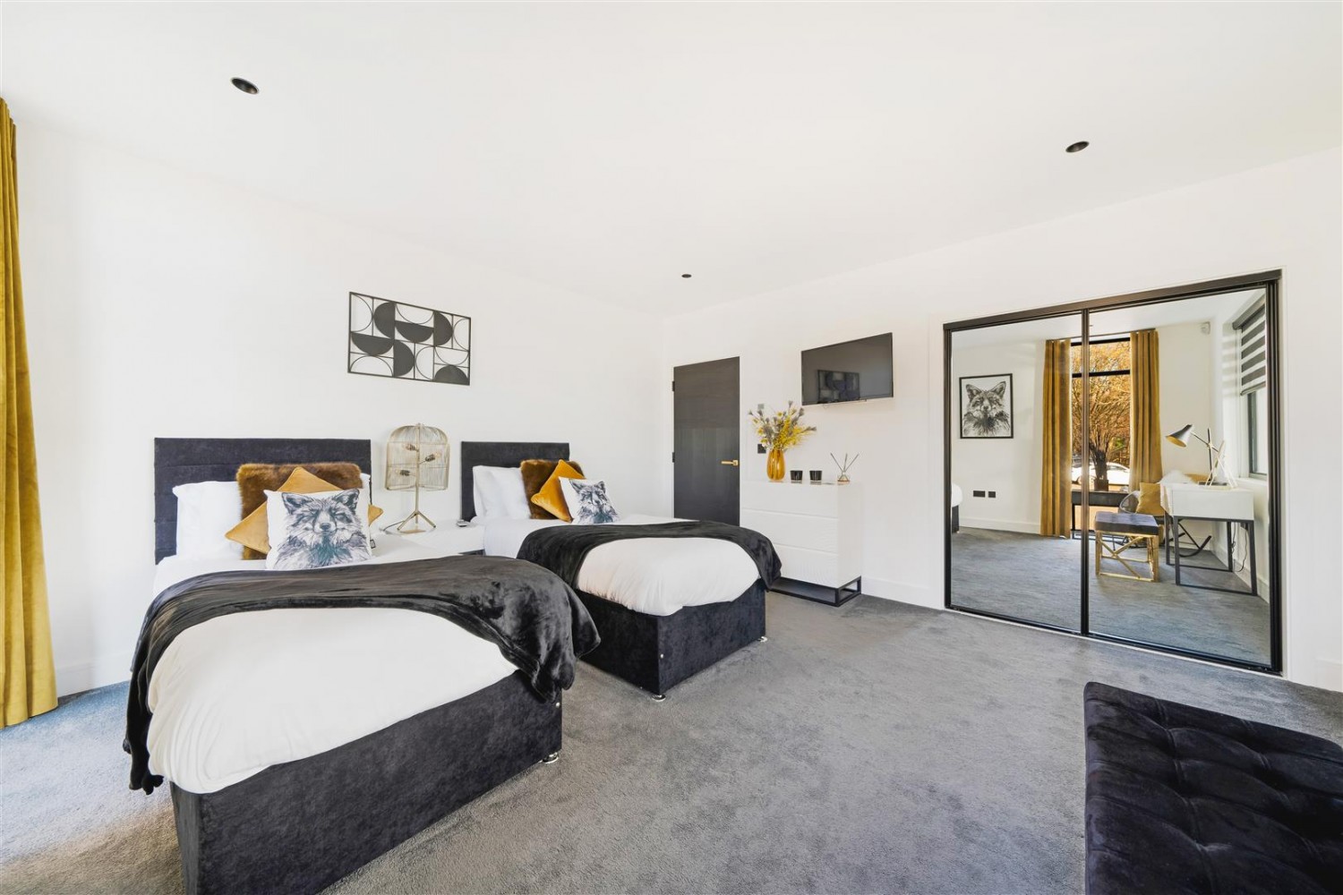 The Woodlands Estate, Cheddar