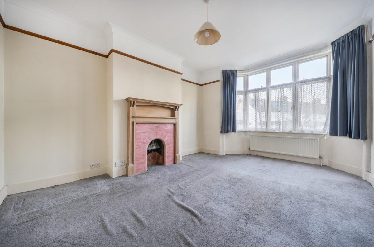 Casslee Road, London, SE6 4XH