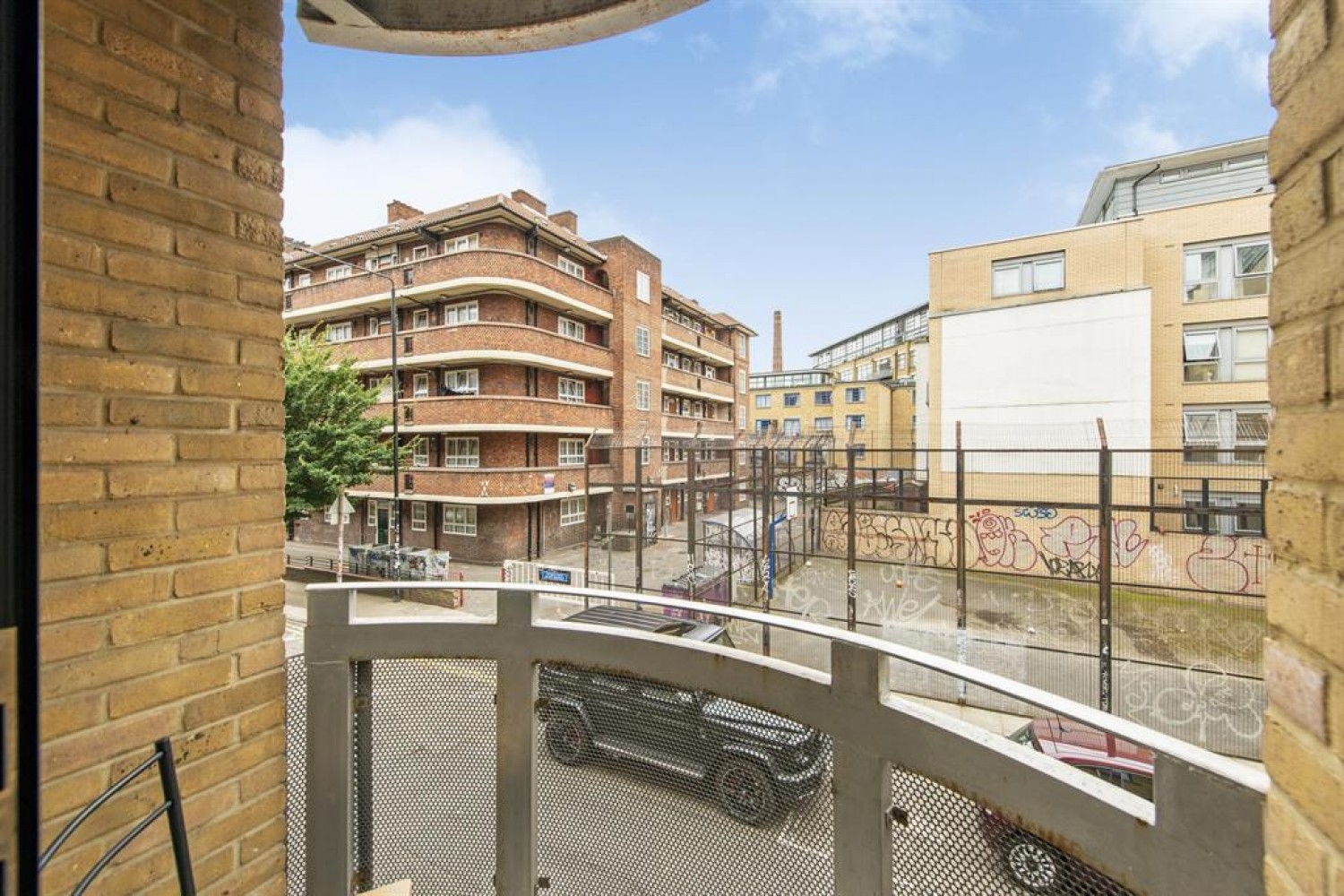 Quaker Street, Shoreditch, E1