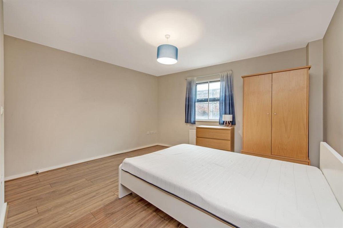 Quaker Street, Shoreditch, E1