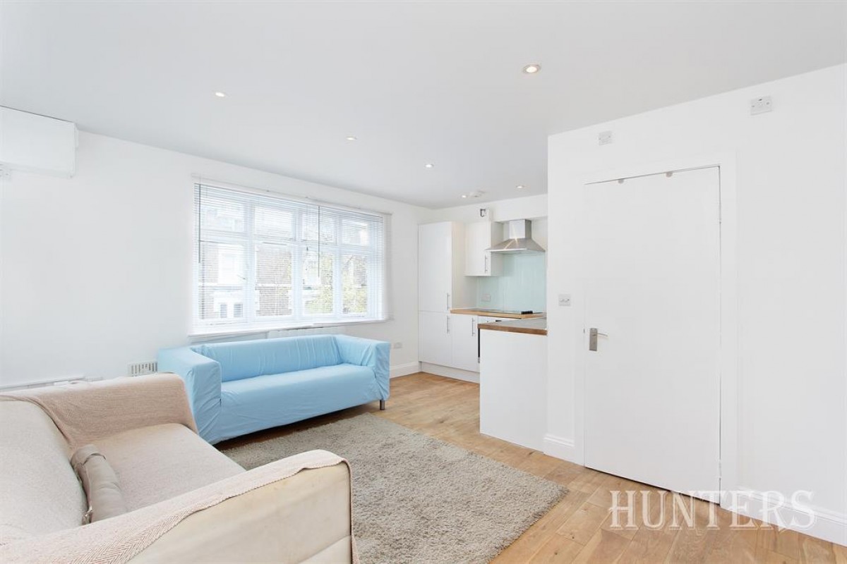 Knatchbull Road, London, SE5 9QY