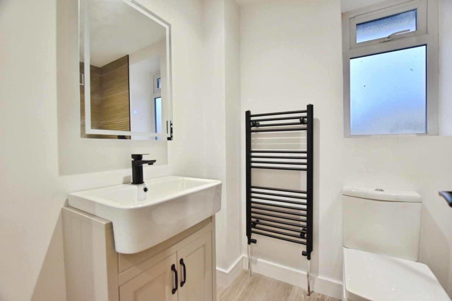 King Georges Road, Bishopsworth