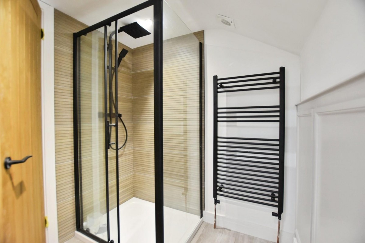 King Georges Road, Bishopsworth