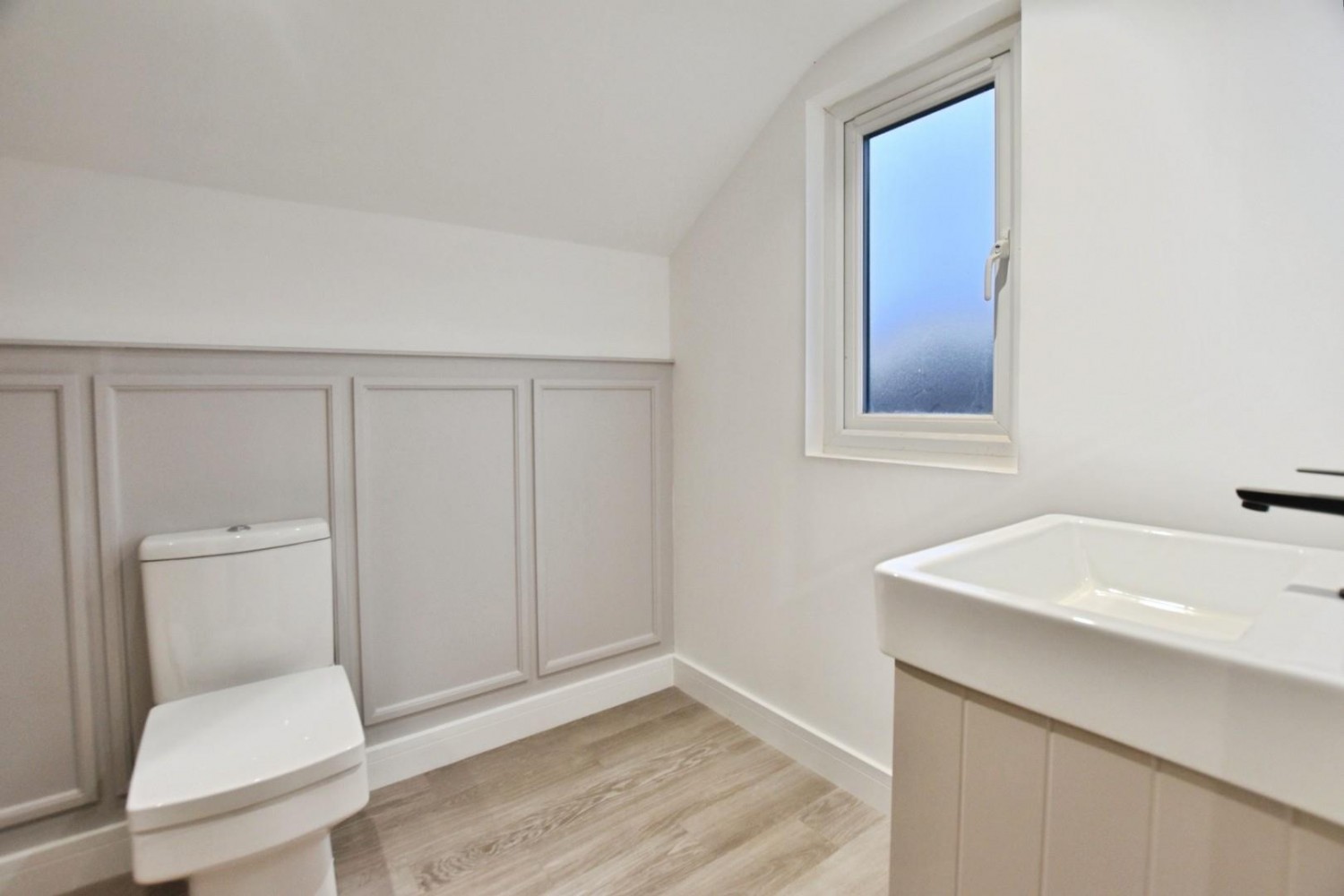 King Georges Road, Bishopsworth