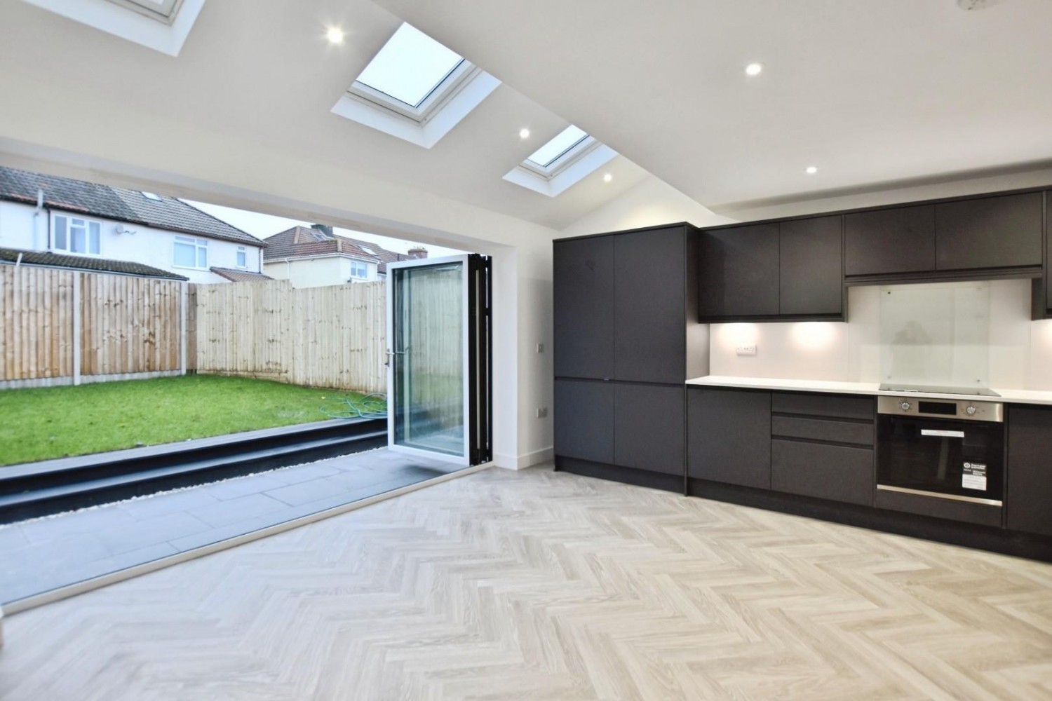 King Georges Road, Bishopsworth