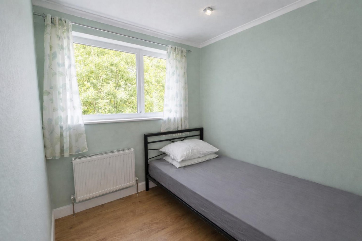 Jefferson Place, Newcastle Upon Tyne, NE4