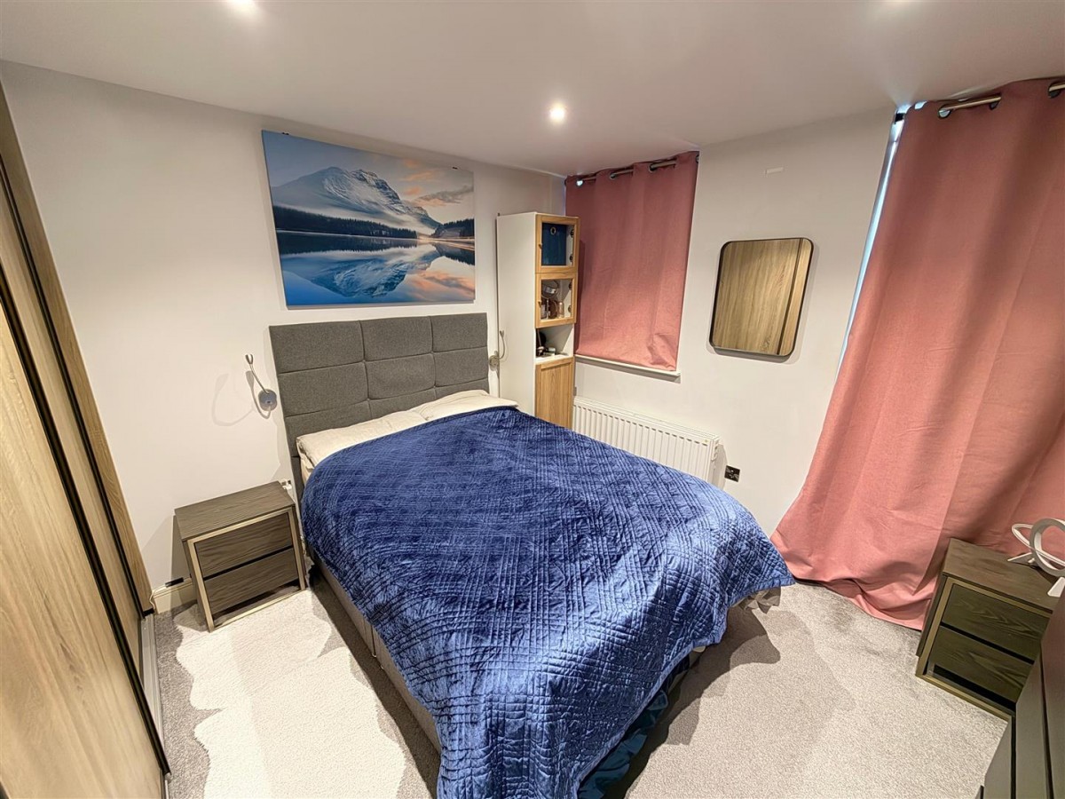 St. Johns Road, Stourbridge, DY8 1FB