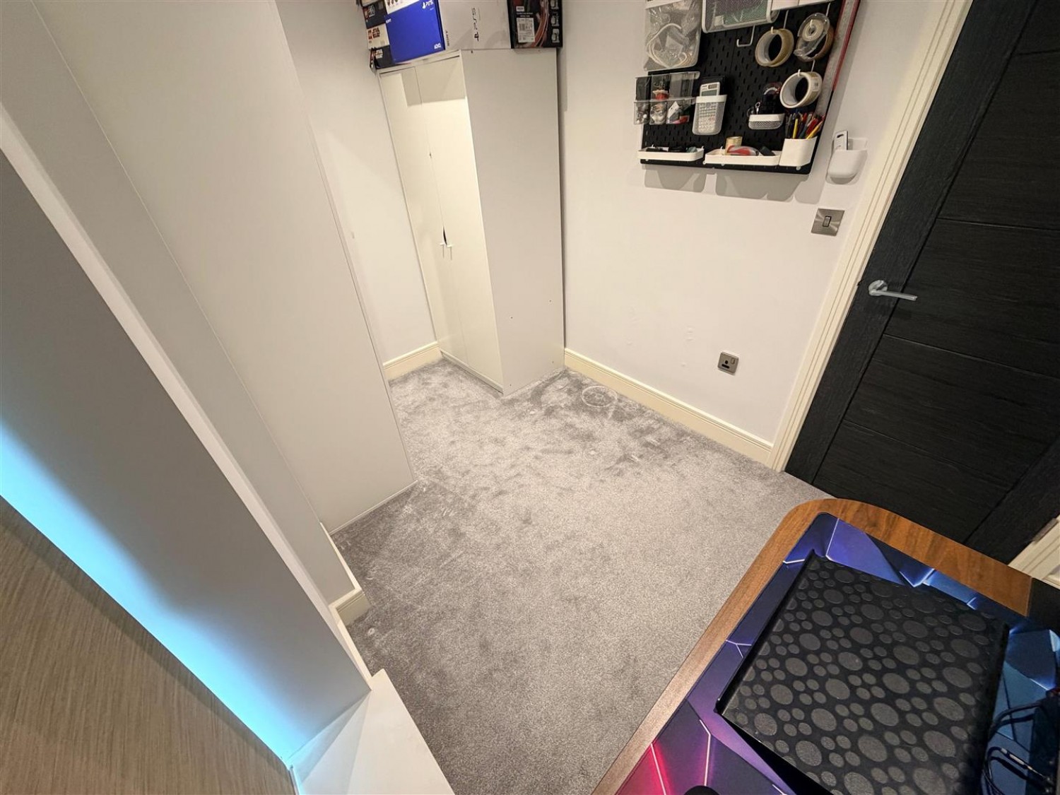 St. Johns Road, Stourbridge, DY8 1FB