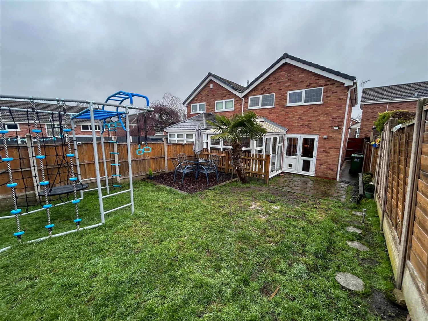 Gayfield Avenue, Brierley Hill, DY5 2SU