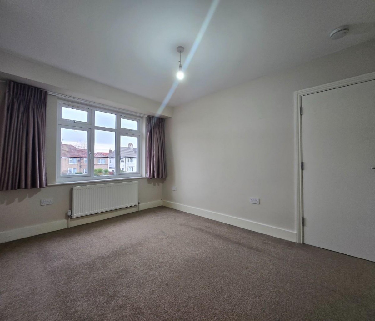 Greenway, Kenton, Harrow