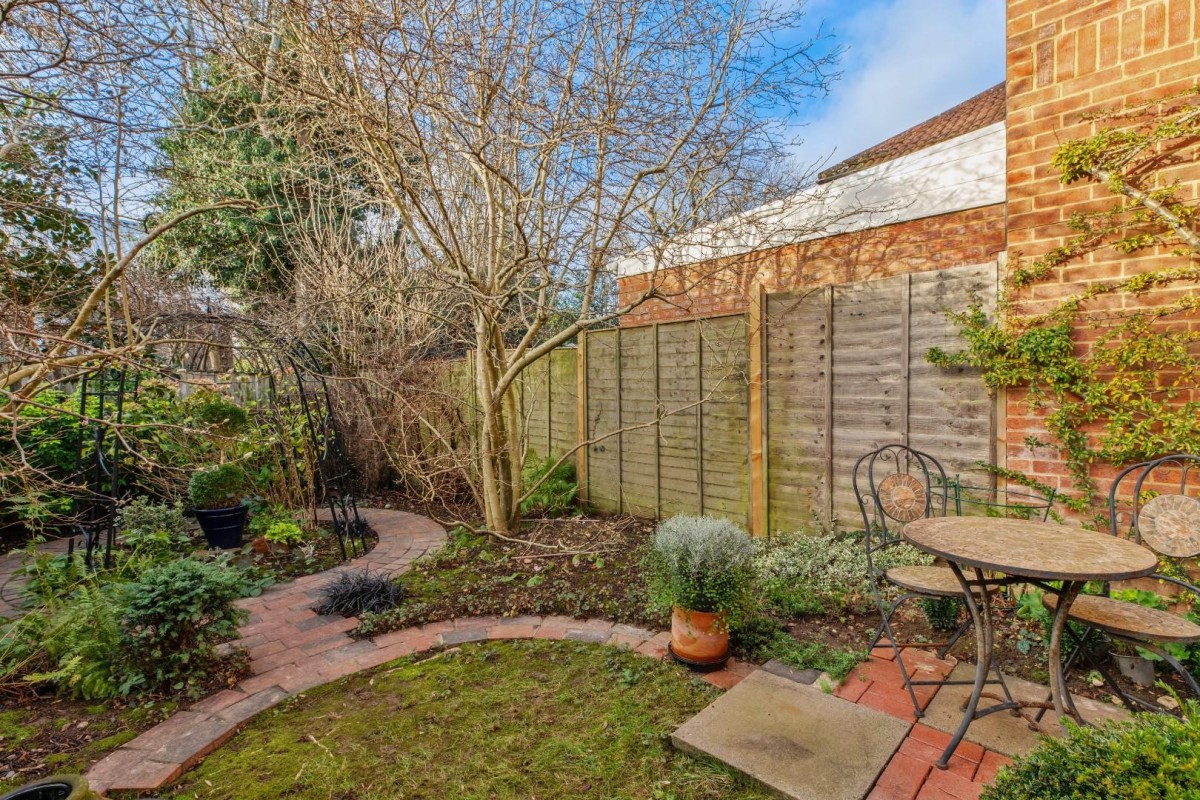 Bell Close, Beaconsfield, Buckinghamshire, HP9 1AT