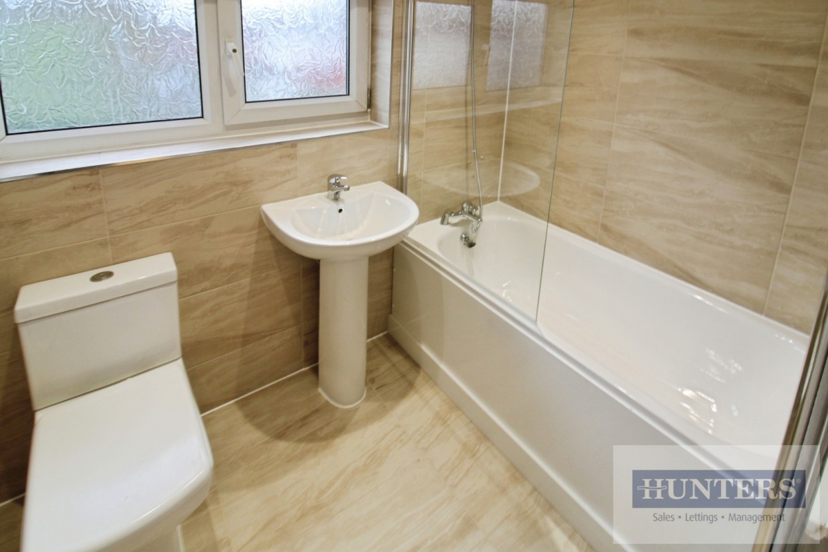 Douglas Road, Welling